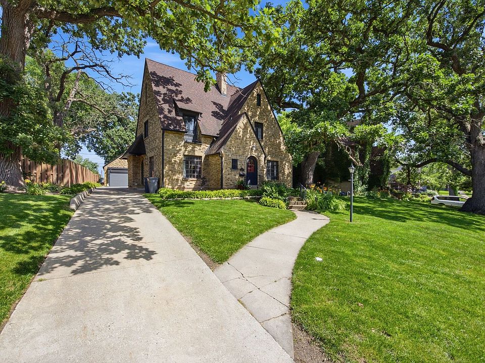 1st image of 41 Hamilton Ave