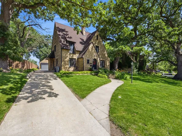 41 Hamilton Ave, Elgin, IL 60123