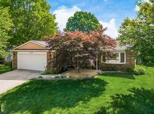 616 Fawndale Pl, Columbus, OH 43230