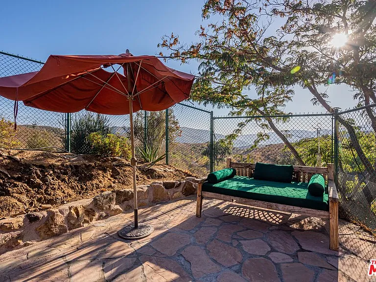34136 Mulholland Hwy — Photo 37