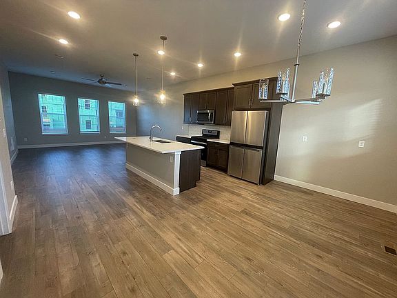 3rd image of 6307 N Dayton Ct Unit 722006