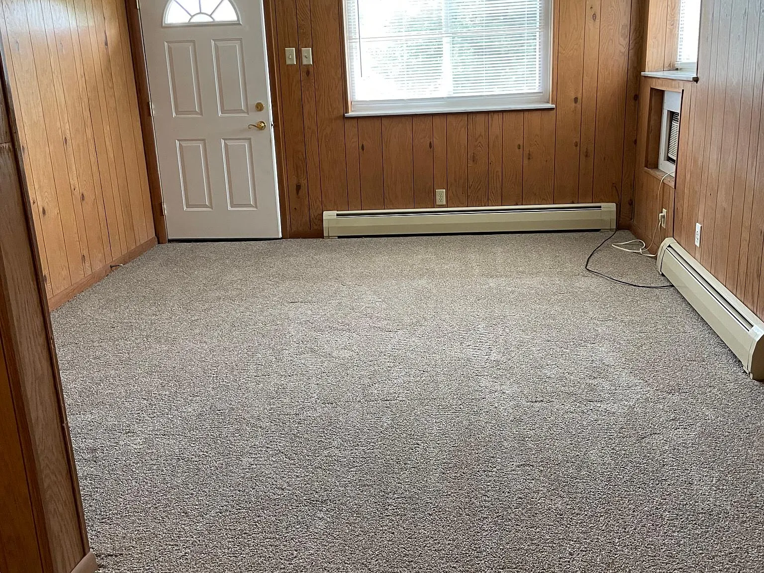 418 N Market St — Photo 4