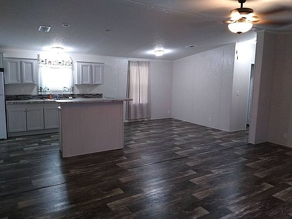 2nd image of 119 Sunnybrook Cir N