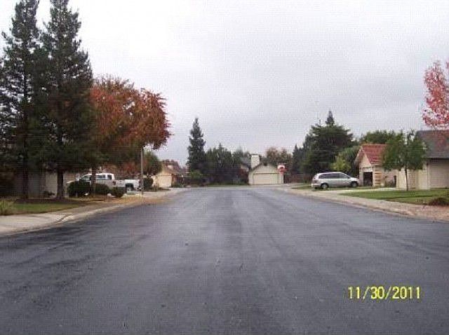 2nd image of 2692 Laverne Ave