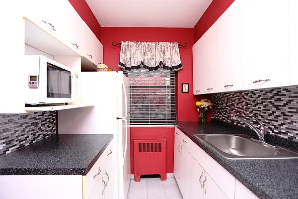 Sold by Keller Williams Realty Landmark II | media 21