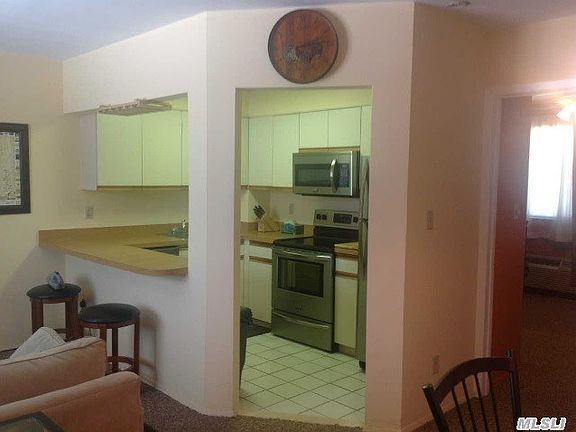 2nd image of 1333 Broadway APT N11