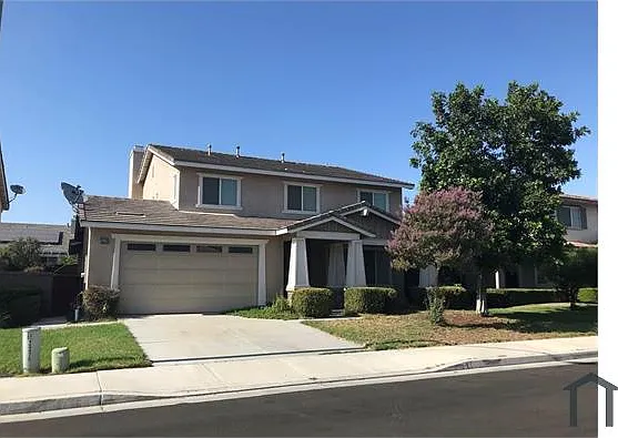 5 bed, 2922 sqft, $5,000 — Photo 2