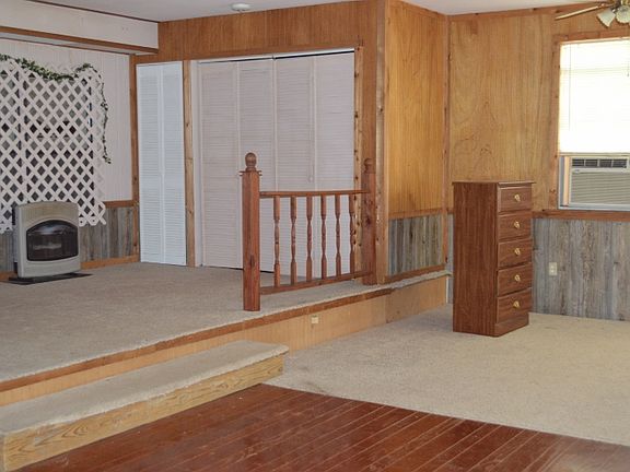 2nd image of 1336 County Road 3522