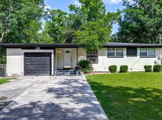3662 Colebrooke Dr, Jacksonville, FL 32210