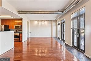 3rd image of 1390 Kenyon St NW #702