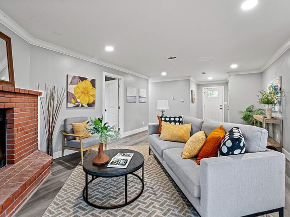 5th image of 817 Harrier Drive