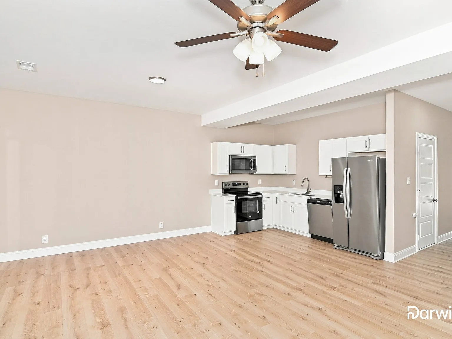 3385 Polly Dr — Photo 4