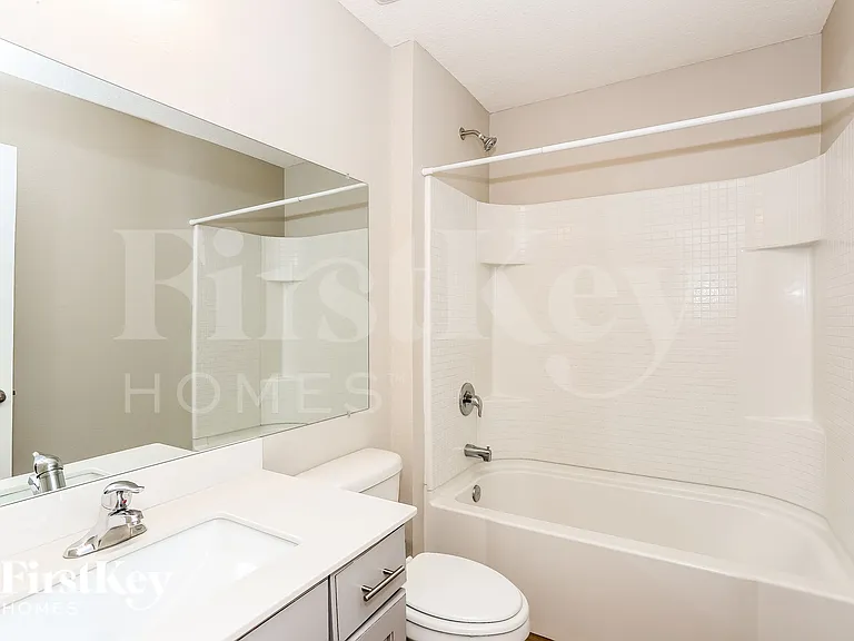 4145 Emilio Ln — Photo 15