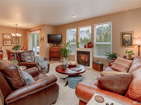 3rd image of 2205 50th St Ct NW