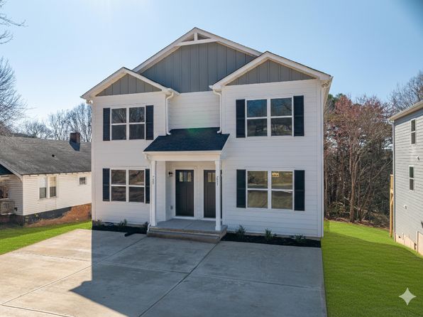 2745 34th Street Pl NE #A