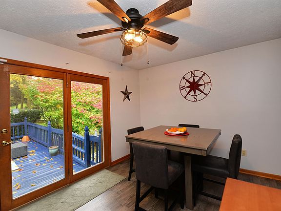 3rd image of 60 W Cobblestone Ct
