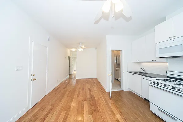 Rented by Voro NYC | media 19