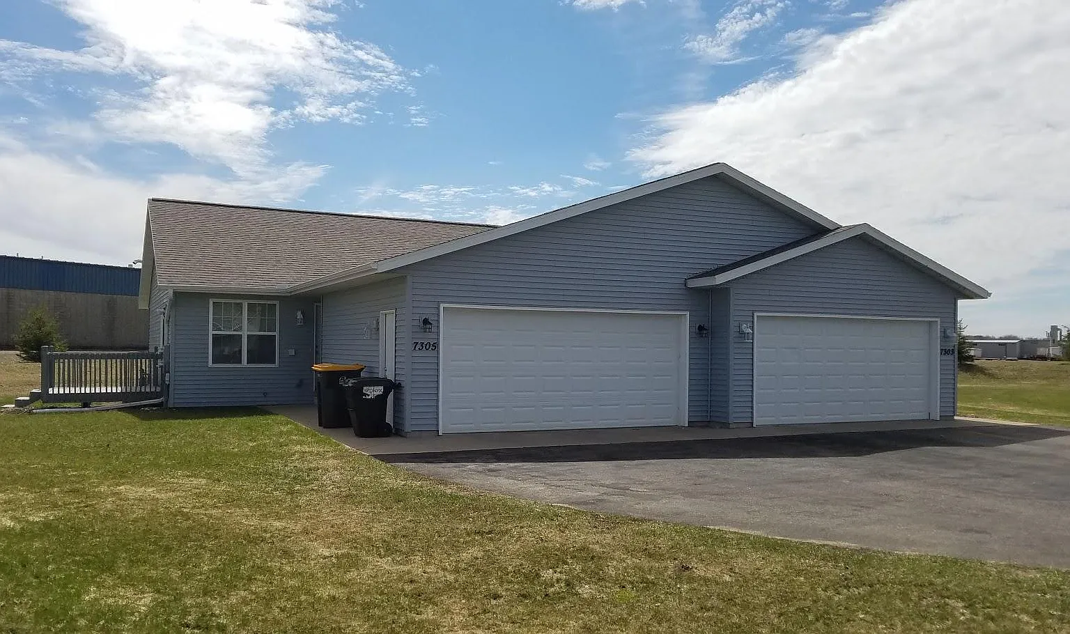2 bed, 1.5 bath, 1500 sqft, $1,550 — Photo 2