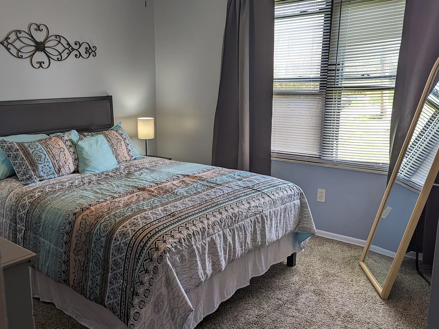 2 bed, 1.5 bath, 1100 sqft, $1,975 — Photo 4