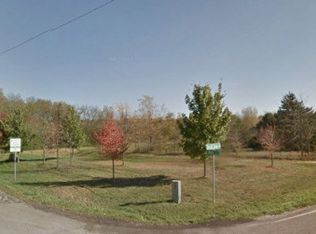 7490 S Solon Rd, Spring Grove, IL 60081