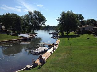 3248 Schoolhouse Dr, Waterford, MI
