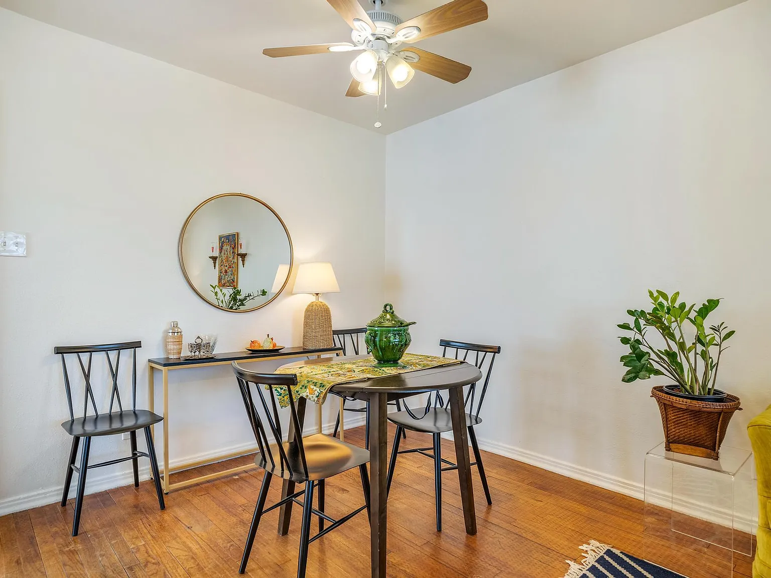 1 bed, 635 sqft, $1,050 — Photo 3