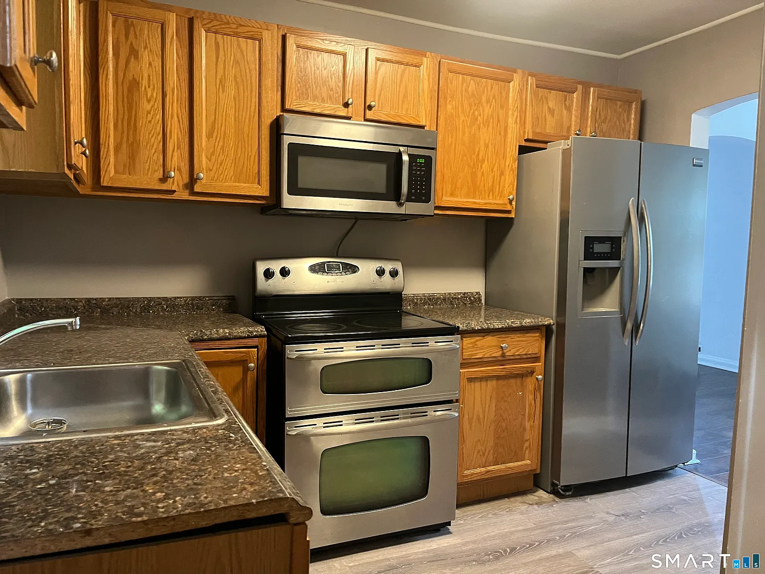 2 bed, 1.0 bath, 1020 sqft, $1,800 — Photo 3