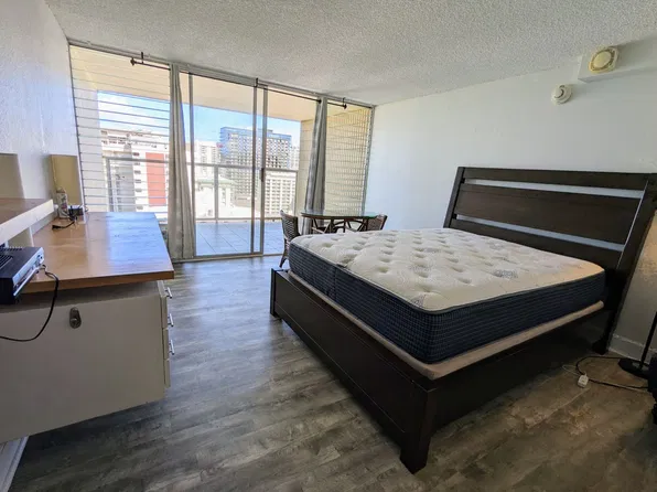 445 Seaside Ave, Honolulu, HI