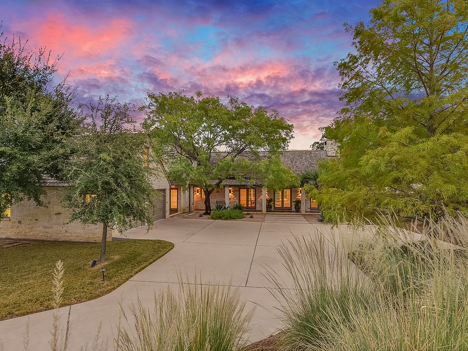 1st image of 160 Hidden Springs Ct