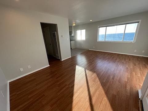 3rd image of 465 Esplanade Ave #5