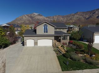 862 E 3300 N, North Ogden, UT 84414