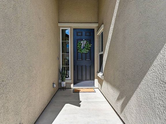 3rd image of 8665 Trinidad Way