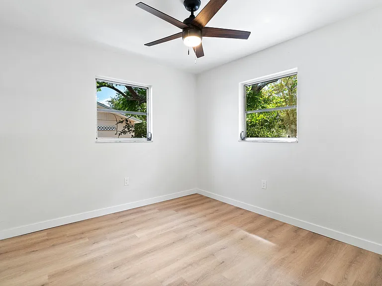 1028 Bass Blvd #C — Photo 10