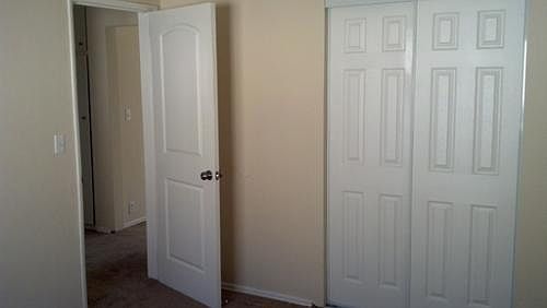 2nd image of 10219 Darby Ave APT 2