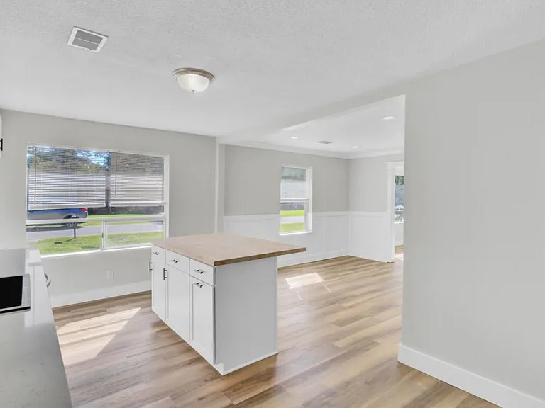 235 Mary Scott Dr — Photo 10
