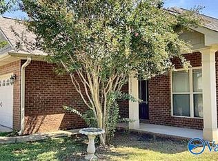 13767 Glendorch Ln, Athens, AL 35613