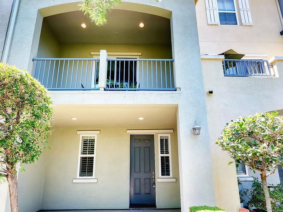 1st image of 2653 Heron Ct