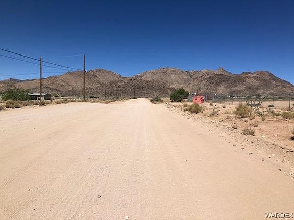 4th image of 2455 E Calle Chavez
