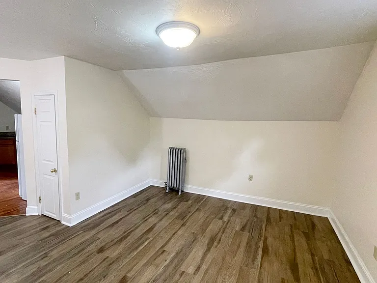136 Central St — Photo 22