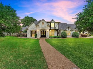 406 Winding Creek Ln, Mc Gregor, TX 76657