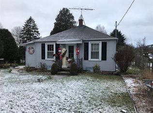 3114 Riverview Dr, Two Rivers, WI 54241