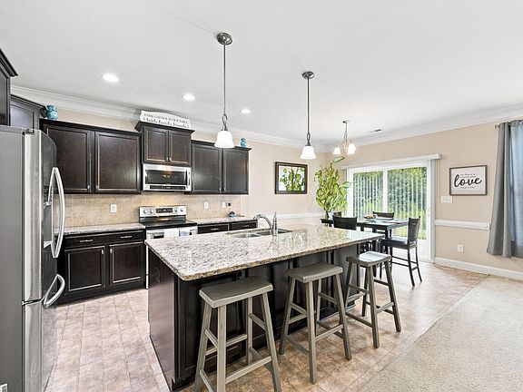 5th image of 1412 Silver Valley Dr