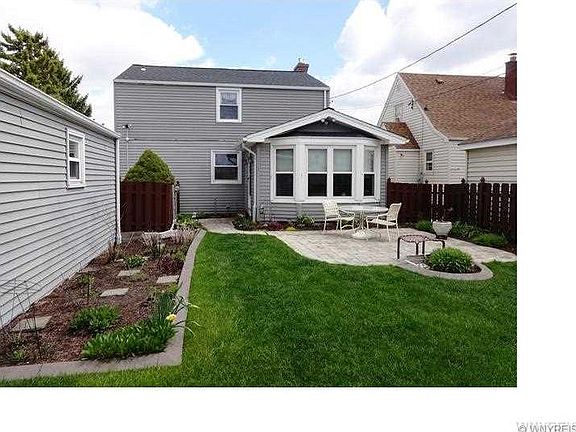 2nd image of 212 Ashford Ave