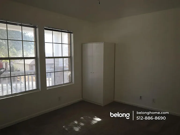 4800 Fort Moultrie Ln — Photo 4