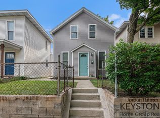 128 Gold Ave SW, Grand Rapids, MI 49504