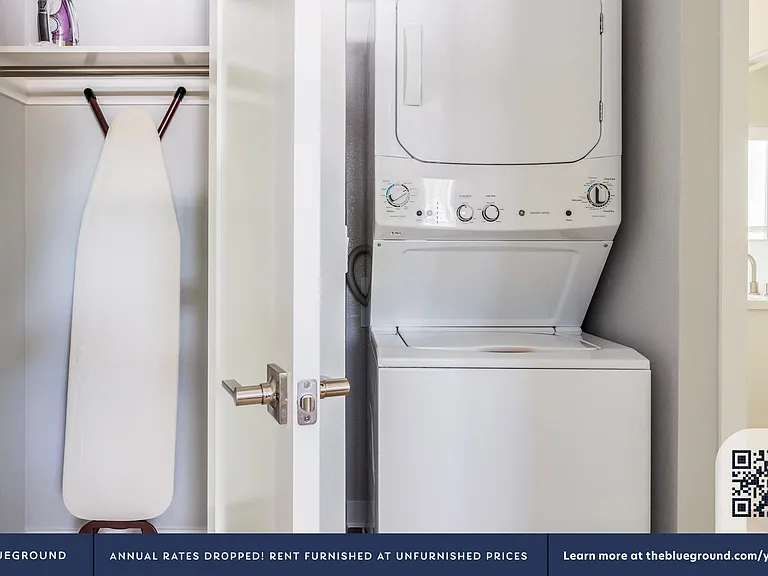 Washer/Dryer in Apartment