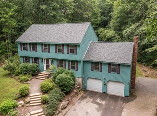 33 Marty Dr, Merrimack, NH 03054