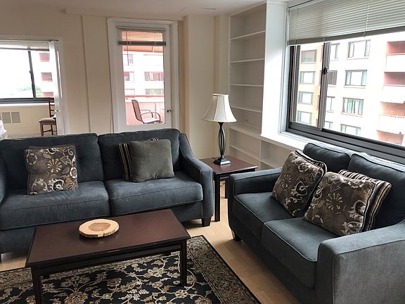 2nd image of 1021 Arlington Blvd APT 1142