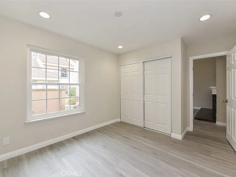 37 Wellesley #47 — Photo 10