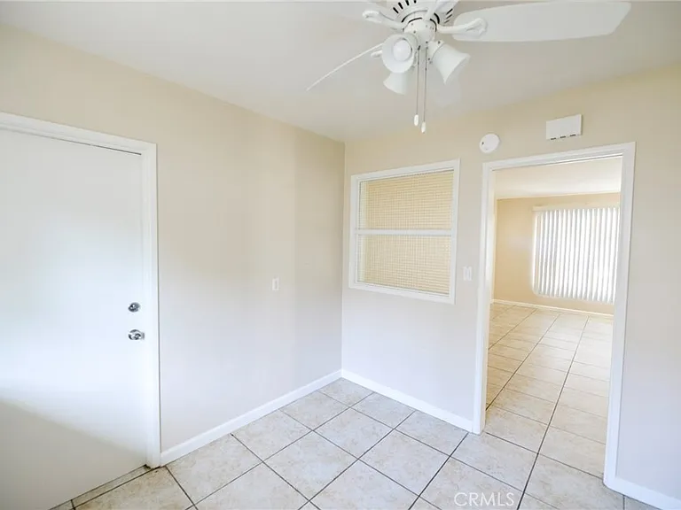 219 W Avenida Palizada #B — Photo 7